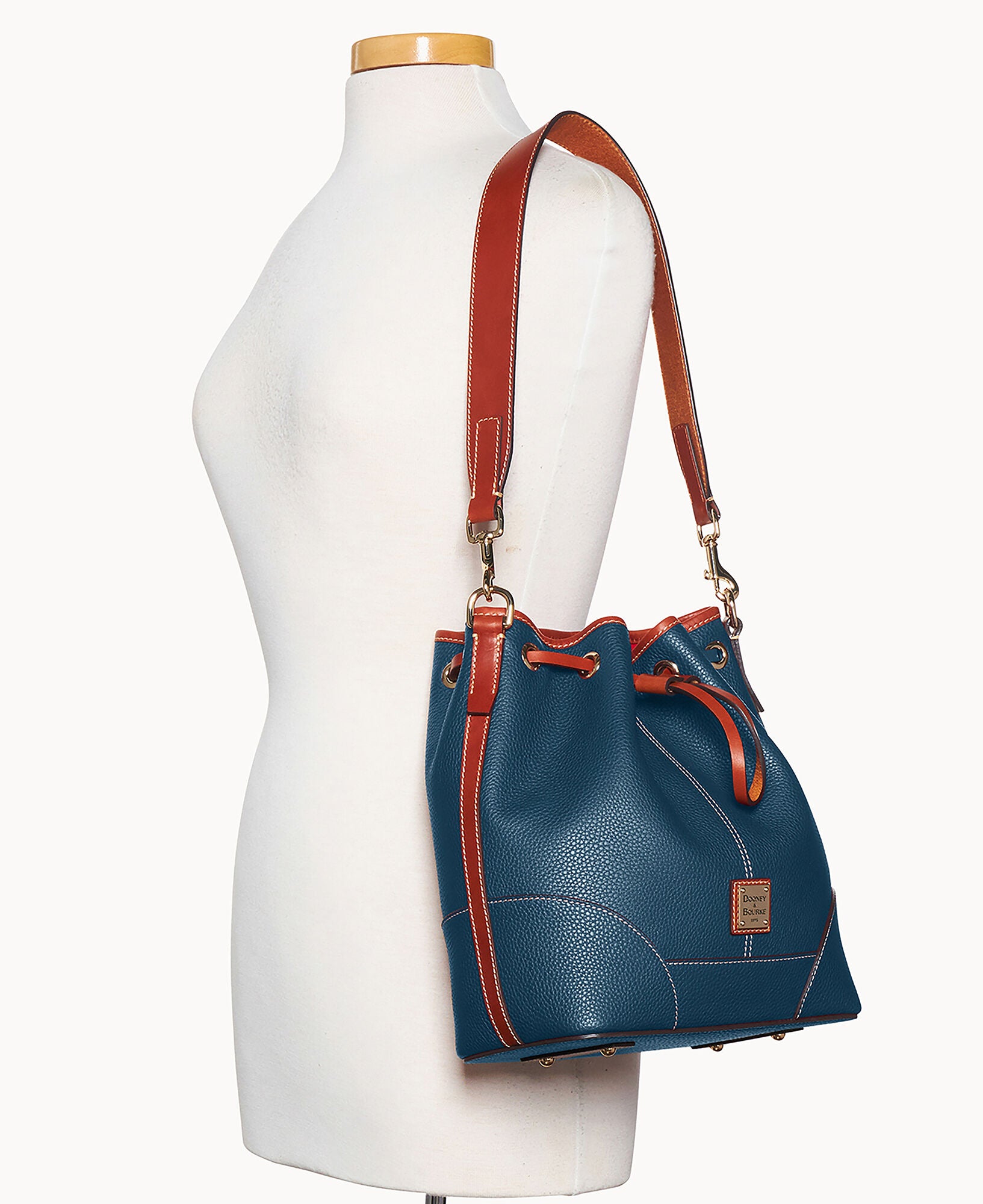 Pebble Grain Drawstring - Image 28