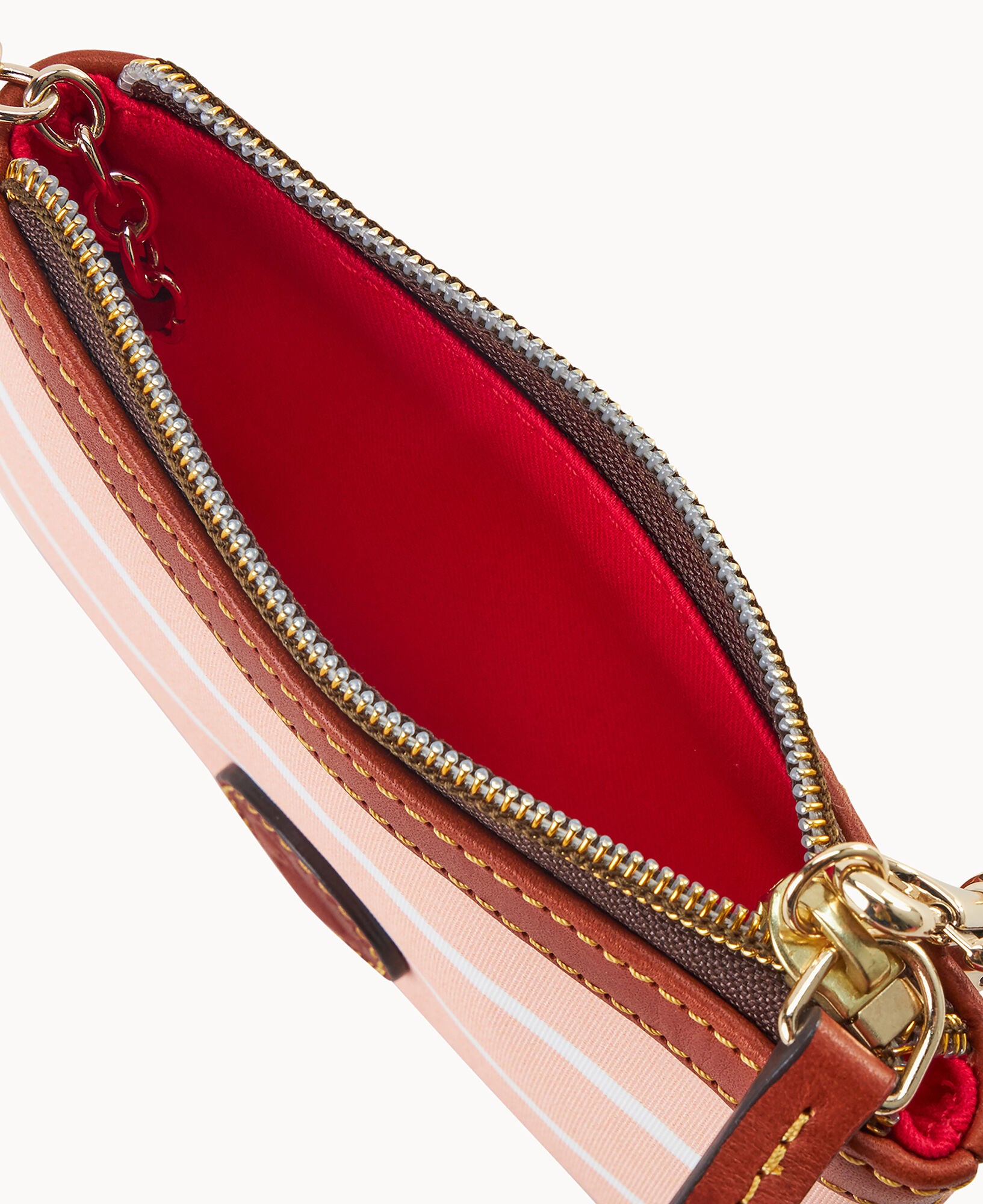 Eastham Medium Wristlet - Image 18